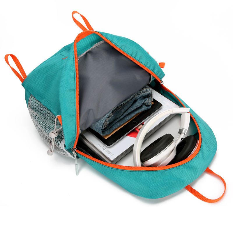 Zaino pieghevole portatile da  - Outdoor Lighting Art recensione e prezzo